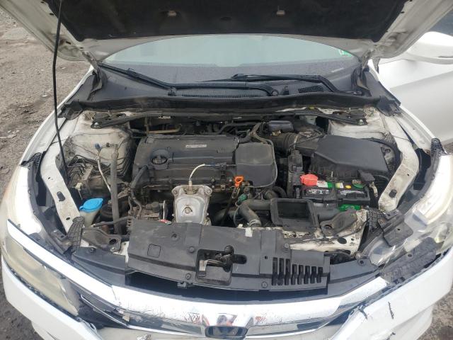 1HGCR2F78HA165823 - 2017 HONDA ACCORD EX WHITE photo 11