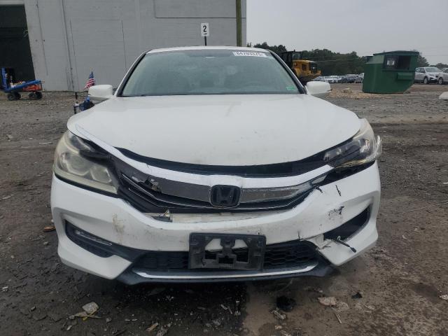 1HGCR2F78HA165823 - 2017 HONDA ACCORD EX WHITE photo 5