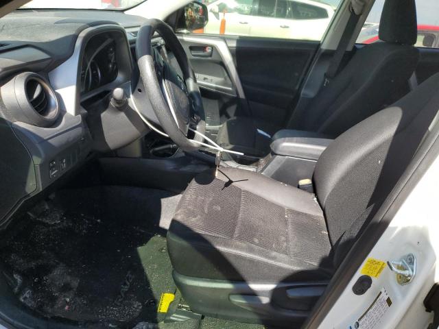 JTMBFREV5GJ065608 - 2016 TOYOTA RAV4 LE WHITE photo 7