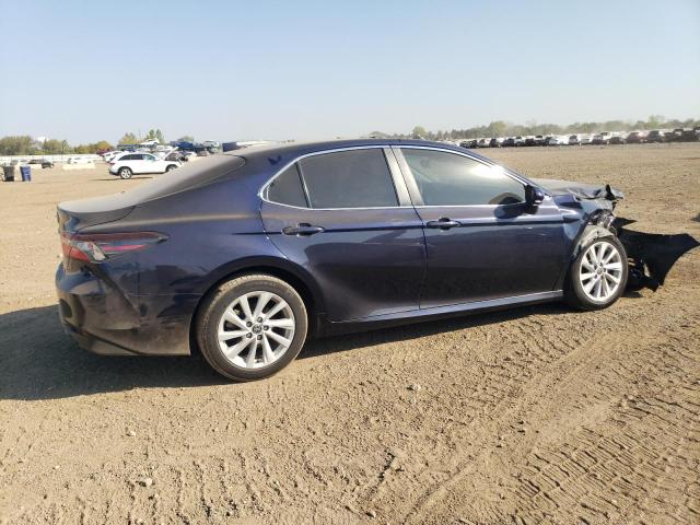 4T1C11AK8NU685926 - 2022 TOYOTA CAMRY LE BLUE photo 3