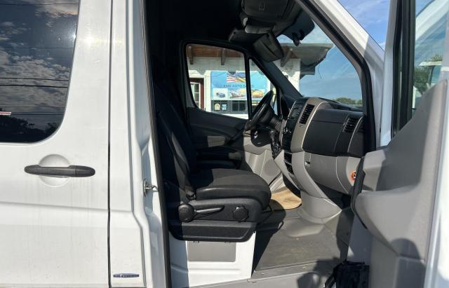 WD3PE8DC5E5907172 - 2014 MERCEDES-BENZ SPRINTER 2500 თეთრი ფოტო 5