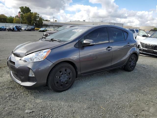 2013 TOYOTA PRIUS C, 