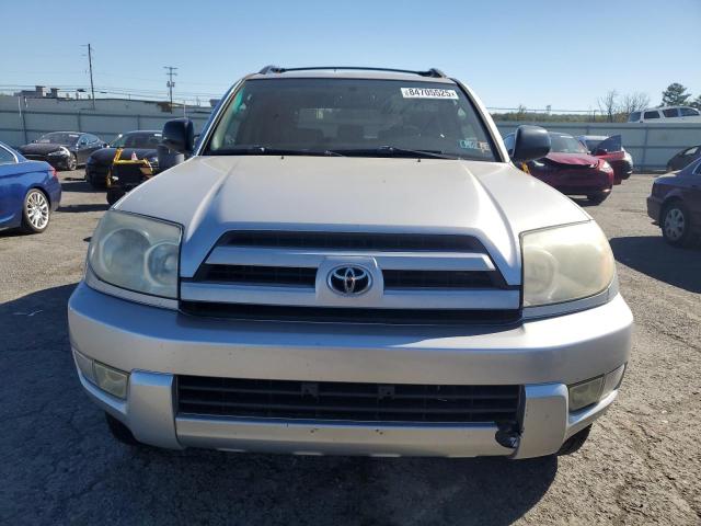 JTEBU14R448012697 - 2004 TOYOTA 4RUNNER SR5 SILVER photo 5