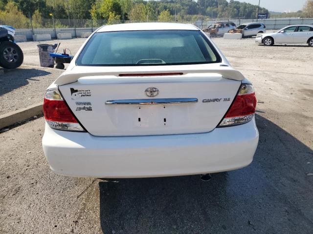 4T1BE32K45U405719 - 2005 TOYOTA CAMRY LE WHITE photo 6