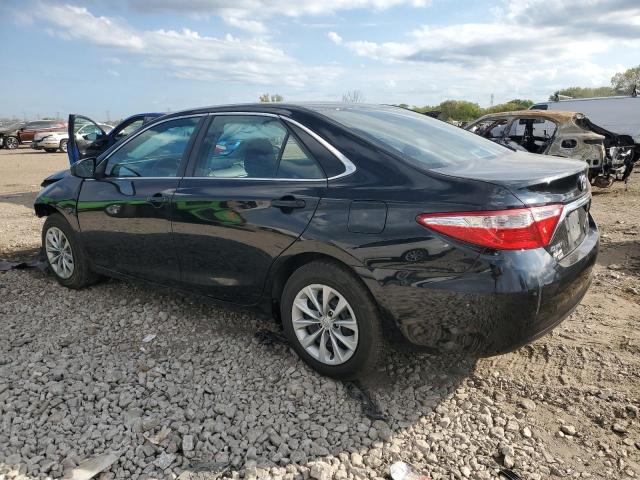 4T1BF1FK0HU321817 - 2017 TOYOTA CAMRY LE 黑色 照片 2