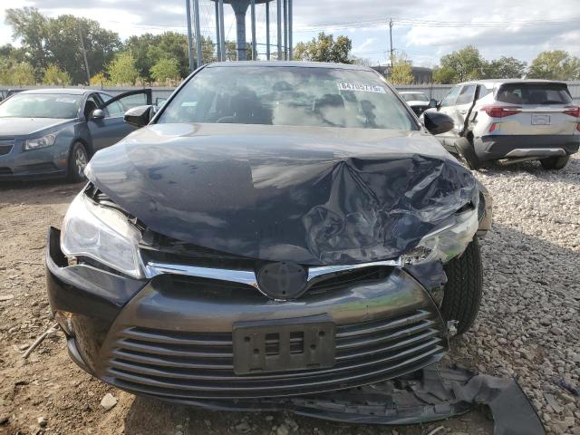 4T1BF1FK0HU321817 - 2017 TOYOTA CAMRY LE 黑色 照片 5