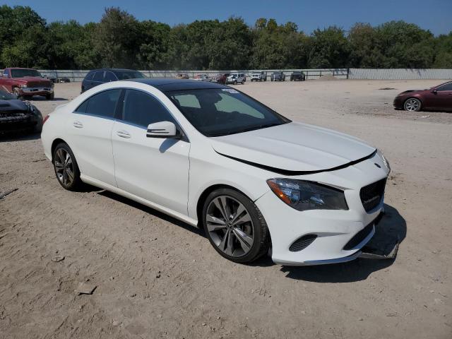 WDDSJ4GB9KN743367 - 2019 MERCEDES-BENZ CLA 250 4MATIC WHITE photo 4