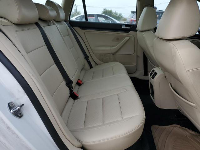 3VWPL7AJ3CM641874 - 2012 VOLKSWAGEN JETTA TDI WHITE photo 10