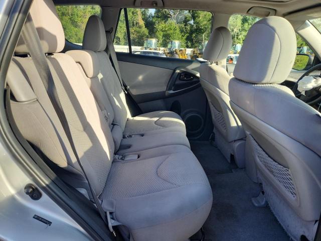 2T3BF4DV6CW182730 - 2012 TOYOTA RAV4 银色 照片 11