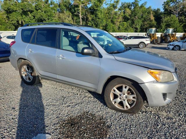 2T3BF4DV6CW182730 - 2012 TOYOTA RAV4 银色 照片 4