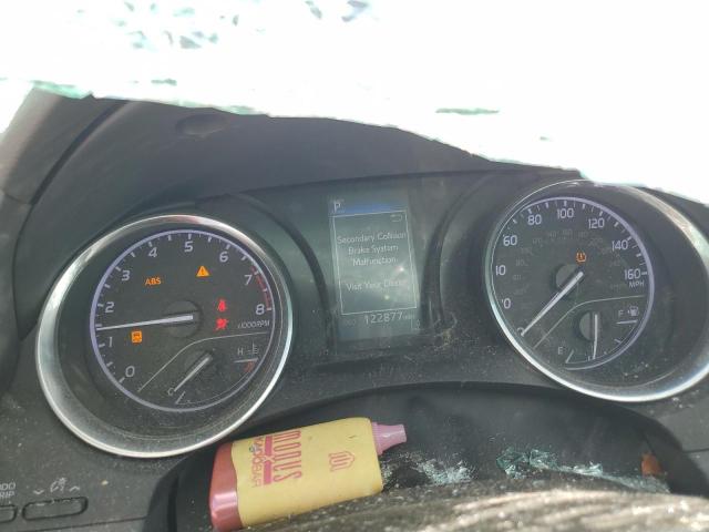 4T1B11HK5KU825573 - 2019 TOYOTA CAMRY L 银色 照片 9