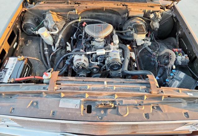 1GCEC14H3DS167854 - 1983 CHEVROLET C10 BLACK photo 11