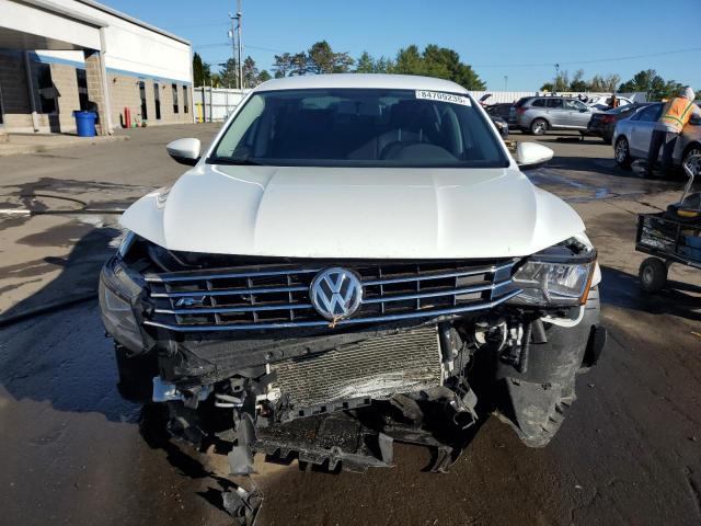 1VWDT7A37HC068636 - 2017 VOLKSWAGEN PASSAT R-LINE Ağ foto 5