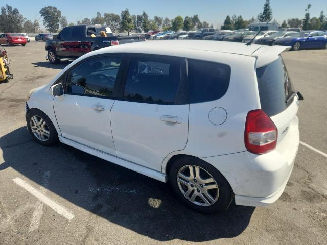JHMGD38637S047517 - 2007 HONDA FIT S WHITE photo 2