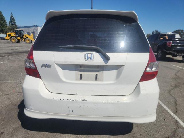 JHMGD38637S047517 - 2007 HONDA FIT S WHITE photo 6
