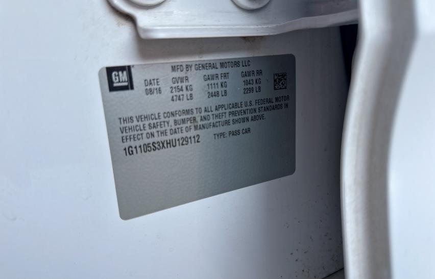 1G1105S3XHU129112 - 2017 CHEVROLET IMPALA LT WHITE photo 10