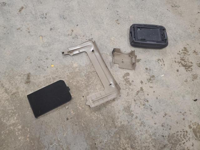 1G4CW54K414266129 - 2001 BUICK PARK AVENU GREEN photo 12