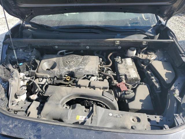 2T3P1RFV1MC212234 - 2021 TOYOTA RAV4 XLE CHARCOAL photo 12