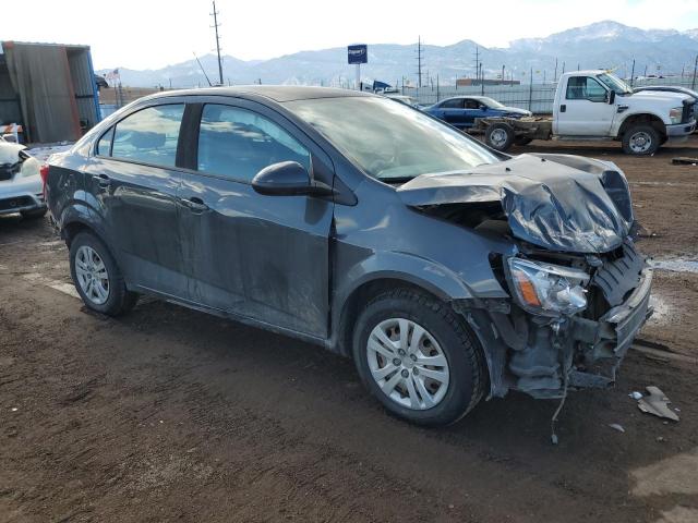 1G1JB5SH7H4162784 - 2017 CHEVROLET SONIC LS GRAY photo 4