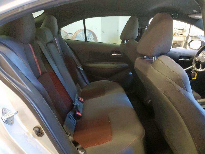 5YFS4MCE4RP198032 - 2024 TOYOTA COROLLA SE Серебристый фото 10