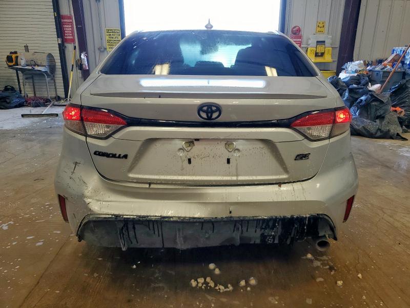 5YFS4MCE4RP198032 - 2024 TOYOTA COROLLA SE Серебристый фото 6