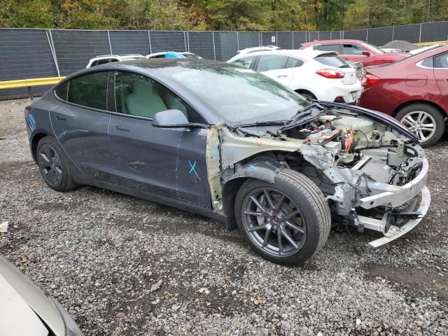 5YJ3E1EB1NF193959 - 2022 TESLA MODEL 3 Մոխրագույն լուսանկար 4