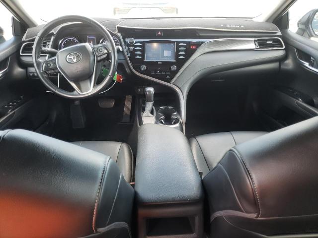 4T1G11AK7LU989974 - 2020 TOYOTA CAMRY SE WHITE photo 8