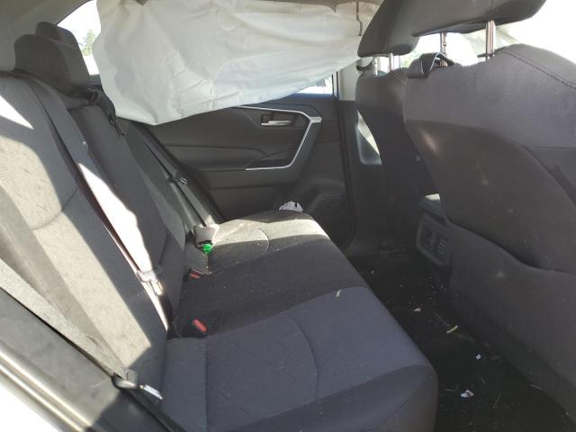 2T3P1RFV9LW126215 - 2020 TOYOTA RAV4 XLE WHITE photo 10