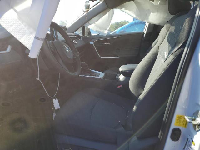 2T3P1RFV9LW126215 - 2020 TOYOTA RAV4 XLE WHITE photo 7