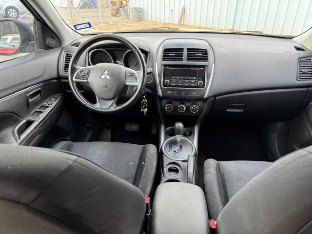 4A4AP3AU3EE015226 - 2014 MITSUBISHI OUTLANDER ES Gümüş foto 9