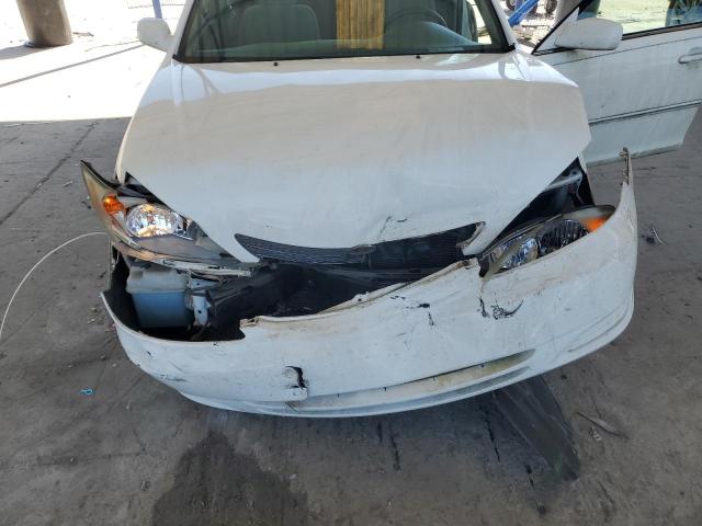4T1BE32KX2U056142 - 2002 TOYOTA CAMRY LE 白色 照片 11
