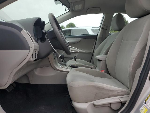 2T1BU4EE0BC700120 - 2011 TOYOTA COROLLA BASE 银色 照片 7