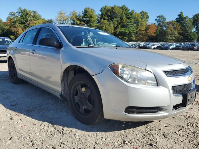 1G1ZA5E04CF369402 - 2012 CHEVROLET MALIBU LS فضي صورة 4