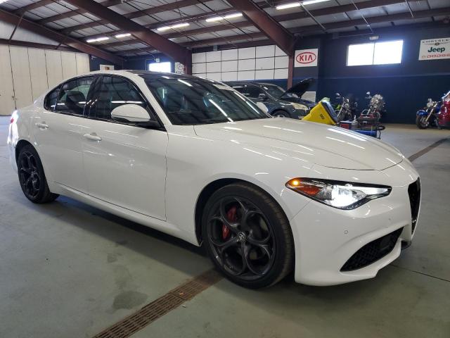 ZARFANBN9K7621749 - 2019 ALFA ROMEO GIULIA TI WHITE photo 4