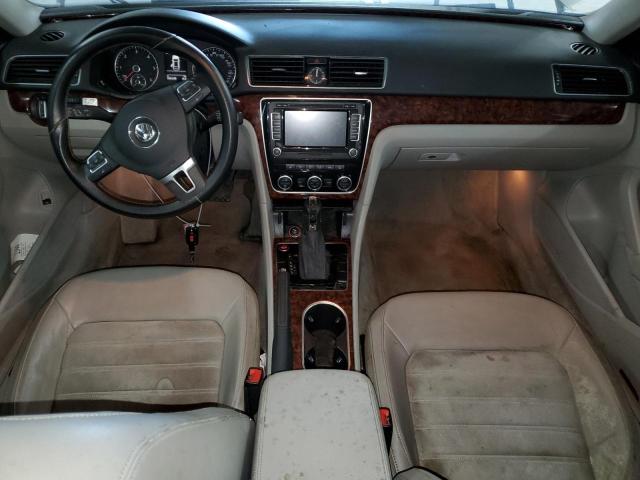 1VWCN7A39DC134944 - 2013 VOLKSWAGEN PASSAT SEL Gris foto 8