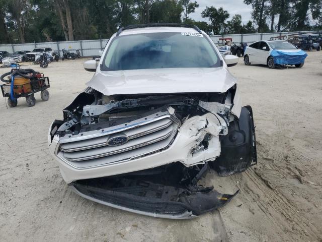 1FMCU0HD9JUD41492 - 2018 FORD ESCAPE SEL WHITE photo 5