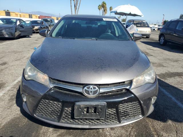 4T1BF1FK3HU350292 - 2017 TOYOTA CAMRY LE 灰色 照片 5