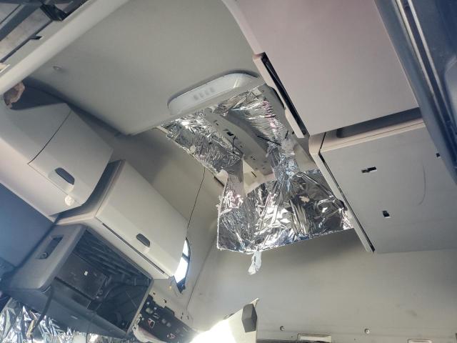 1FUJHHDR9LLLJ6819 - 2020 FREIGHTLINER CASCADIA 1 Կարմիր լուսանկար 9