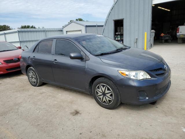 JTDBU4EE2DJ119340 - 2013 TOYOTA COROLLA BASE Gris photo 4