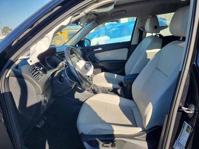 3VV3B7AX4KM137018 - 2019 VOLKSWAGEN TIGUAN SE BLACK photo 7