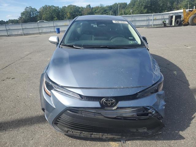 5YFB4MDE5SP286740 - 2025 TOYOTA COROLLA LE Көк фото 5