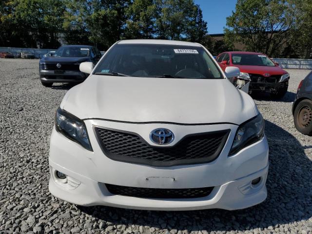 4T1BF3EK9AU577831 - 2010 TOYOTA CAMRY BASE WHITE photo 5