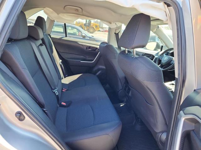 2T3H1RFVXPC231647 - 2023 TOYOTA RAV4 LE Argent photo 11
