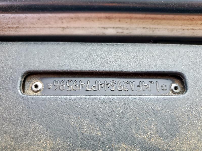 1J4FA39S44P749596 - 2004 JEEP WRANGLER X ვერცხლისფერი ფოტო 12