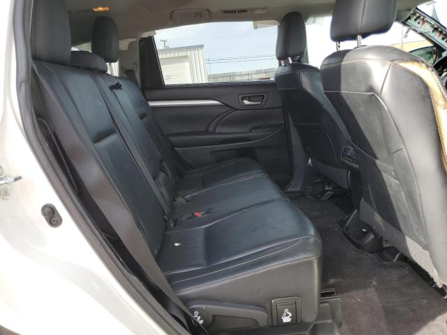 5TDKKRFH5FS080003 - 2015 TOYOTA HIGHLANDER XLE WHITE photo 11
