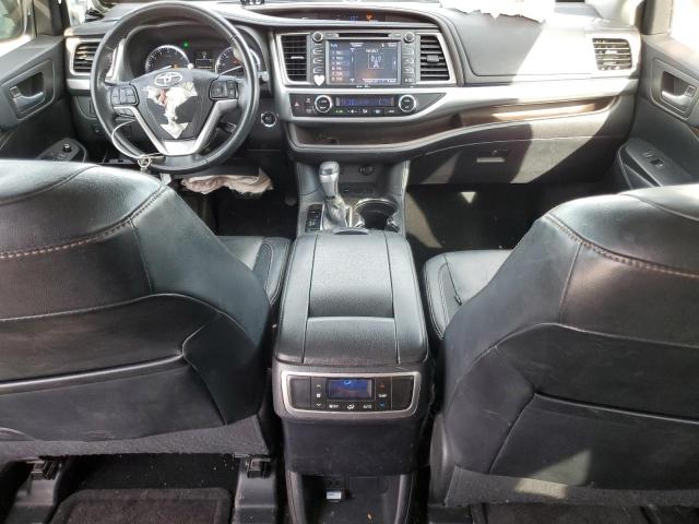 5TDKKRFH5FS080003 - 2015 TOYOTA HIGHLANDER XLE WHITE photo 8