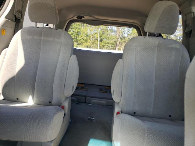 5TDJK3DC5BS018949 - 2011 TOYOTA SIENNA LE SILVER photo 10