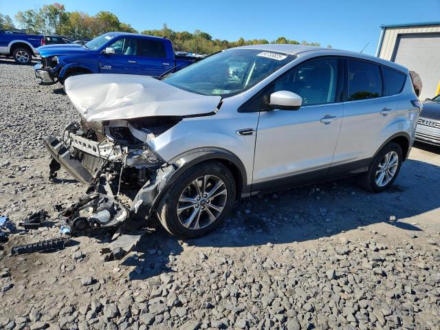 2017 FORD ESCAPE SE, 