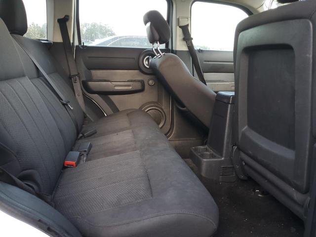 1D4PT4GX4BW587323 - 2011 DODGE NITRO HEAT 白色 照片 11