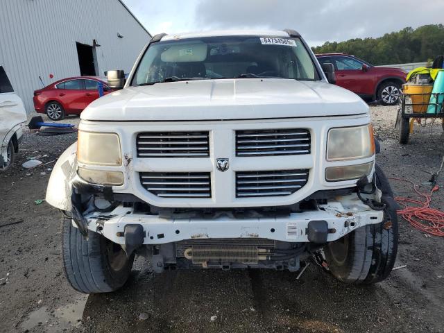 1D4PT4GX4BW587323 - 2011 DODGE NITRO HEAT 白色 照片 5